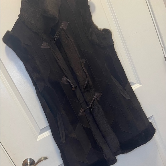 Damselle Suede patchwork rabbit trimmed vest with Toggle Horned buttons. - Picture 2 of 6